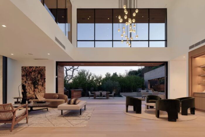 RARE 031e666cd9d1ce75c046eee69900c480-uncropped_scaled_within_1536_1152 Upscaled-upscale-2.8x