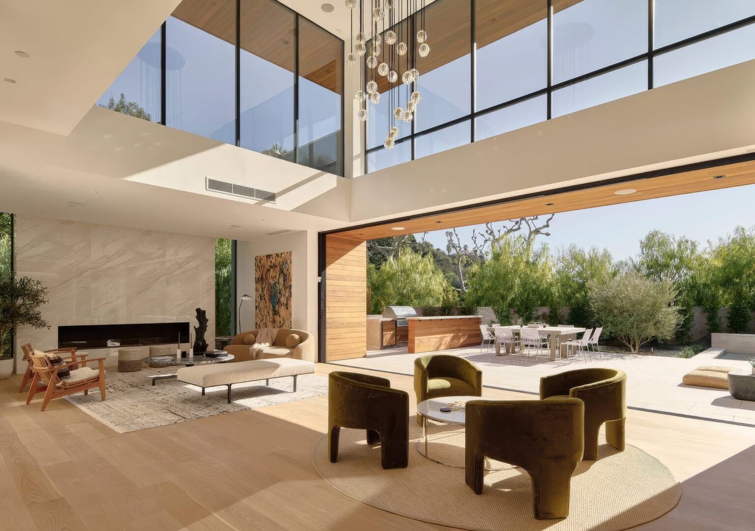 RARE 4e9339f05d744ed0dd2a12b6df99e896-cc_ft_1536 Upscaled-upscale-2.7x