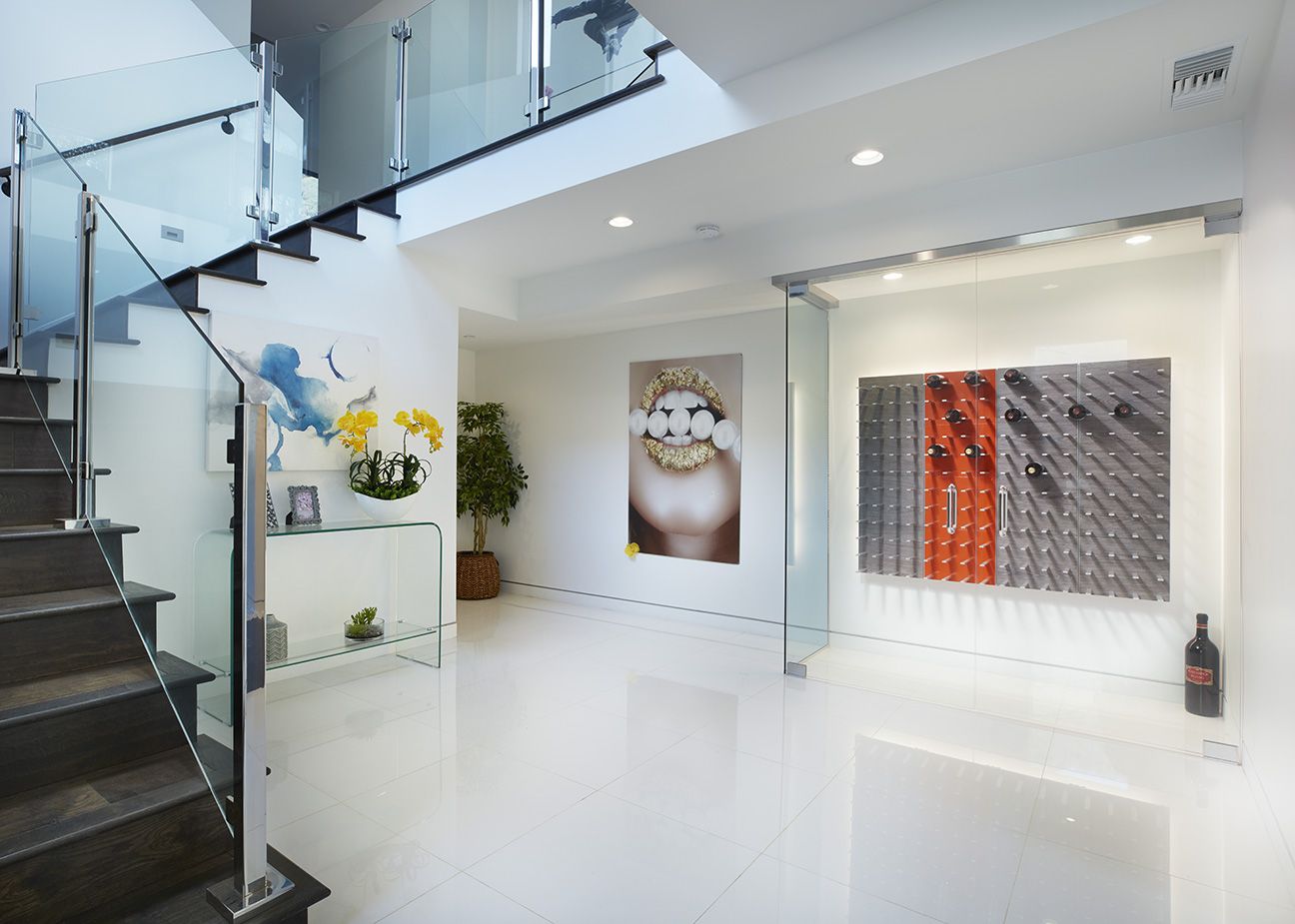 Pearl White Polished 24x24